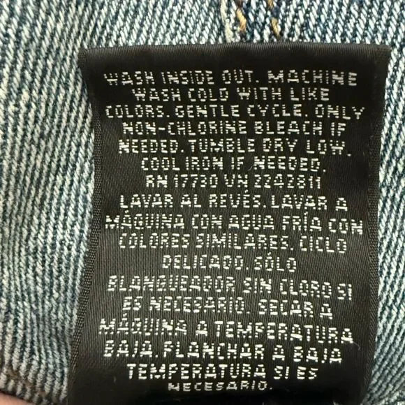 Mossimo Supply Co. High Rise Mom Stretch Blue Jeans with Distressed Details 8/29 - Picture 5 of 8